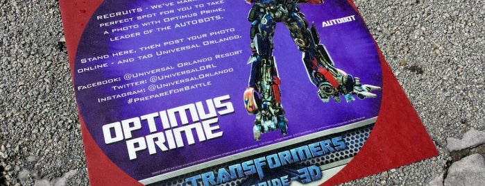 Transformers: The Ride - 3D is one of Lugares guardados de Lucia.