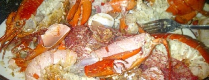 Joe's Crab Shack is one of Posti salvati di Gary.