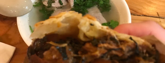 Chef Dong is one of Constantin 님이 좋아한 장소.