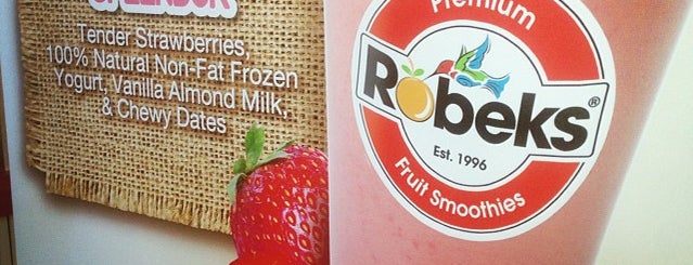 Robeks Fresh Juices & Smoothies is one of Eat Up Freeport.