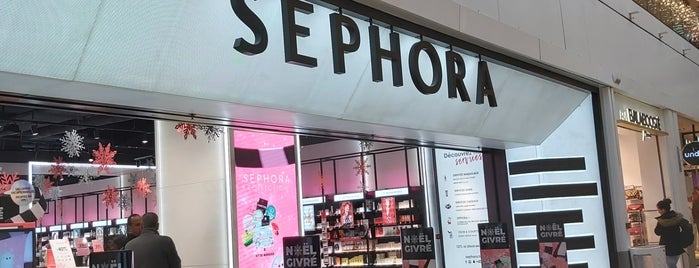 Sephora is one of Lamiaさんのお気に入りスポット.