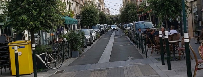 Rue Voltaire is one of París.