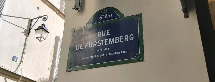 Rue de Futstemberg is one of Winter in paris.