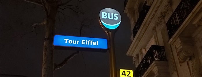 Bus 42 - Rue Rouelle is one of à corriger.