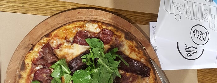 Pizza Locale is one of raposa'nın Beğendiği Mekanlar.