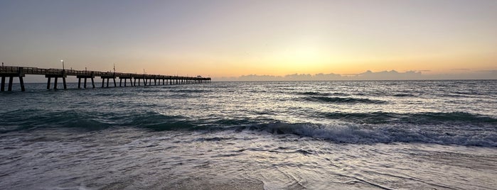 Dania Beach Pier is one of Kevinさんのお気に入りスポット.
