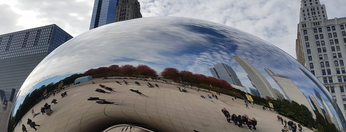 Cloud Gate by Anish Kapoor (2004) is one of Danielさんのお気に入りスポット.