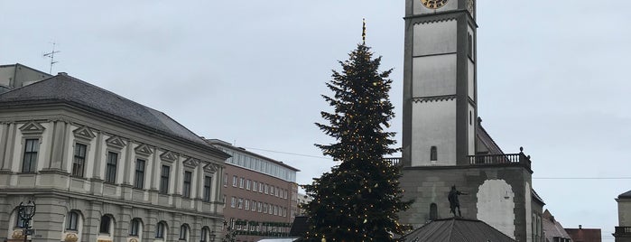 Bayrischer Hof is one of Munich Outbacks.