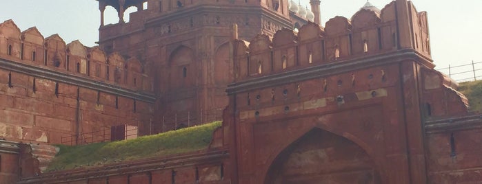 Red Fort Archaeological Museum | लाल किला पुरातत्व संग्रहालय is one of Megさんの保存済みスポット.
