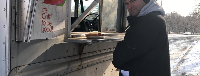 Craigs Hot Dogs is one of I Never Sausage a Hot Dog! (NY).