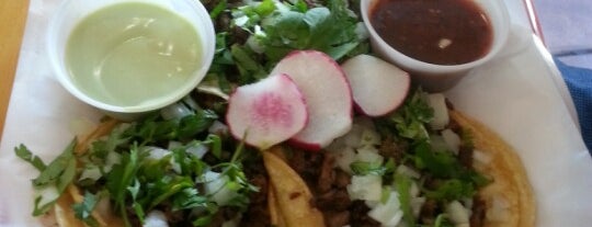 Tacos, Tijuana is one of Tempat yang Disukai Jerome.