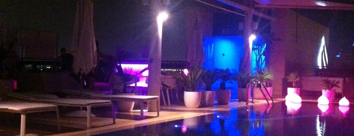 CU-BA is one of Roof Top & Outdoor Bars in DxB.