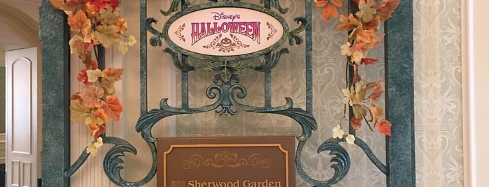 Sherwood Garden Restaurant is one of Tokyo Disney Resort♡.