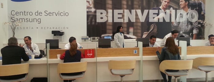 Centro de Servicio Samsung is one of Akny : понравившиеся места.