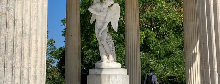 Temple de l'Amour is one of Kimmie's Saved Places.