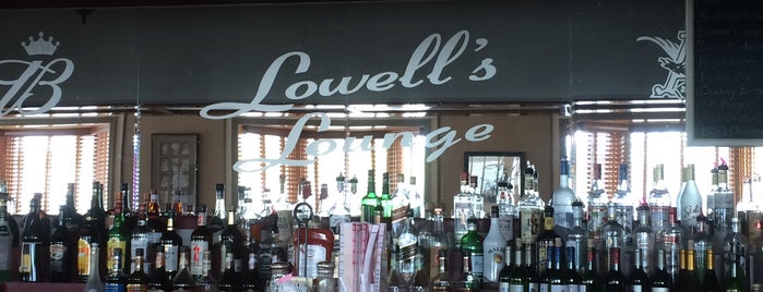 Lowells Restaurant is one of A blonde walks into a BAR.