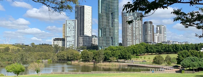 Waterview in Bicentennial Park is one of Hobby1.