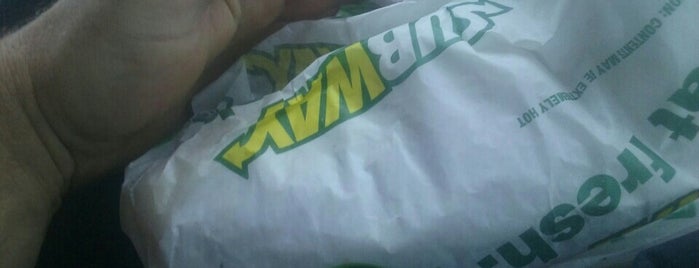 SUBWAY is one of Markさんのお気に入りスポット.