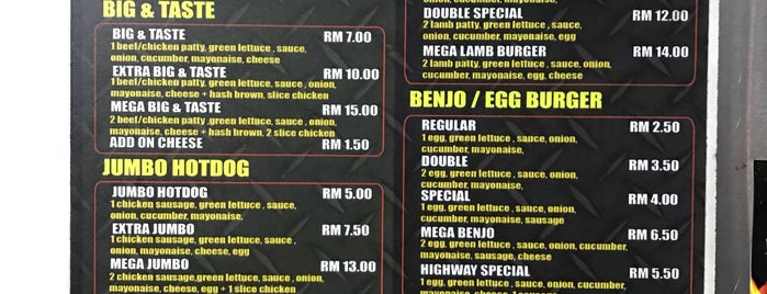 Burger MBIRA (Jemah Burger) is one of KL Late Night Eating.