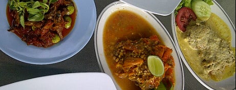 Ayam Tulang Lunak Malioboro is one of Bali Selera Nusantara (Halal).