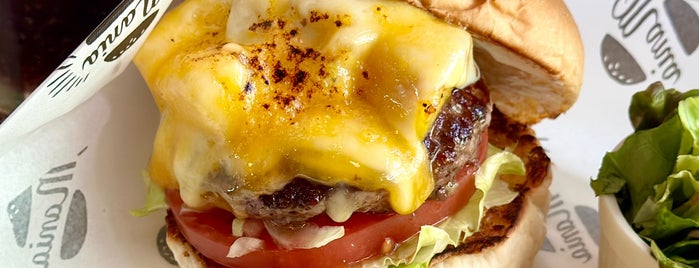 Burger Mania is one of 定食(カレー・ラーメン・バーガー 等).