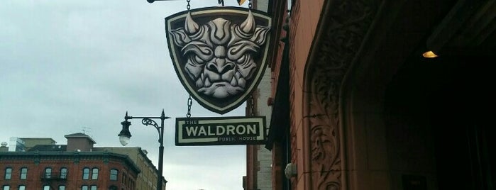 The Waldron Public House is one of Posti che sono piaciuti a Aundrea.