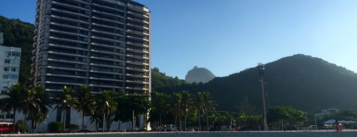 Orla do Leme is one of Tempat yang Disukai Natália.