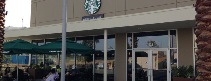 Starbucks is one of Kerry'in Beğendiği Mekanlar.