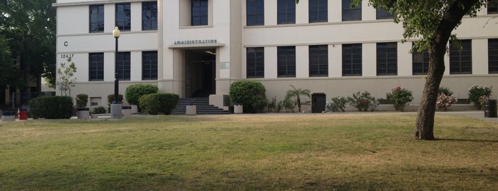 Whittier High School is one of BTTF Filming Locations.