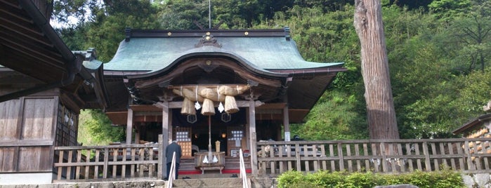 須我神社 is one of 八百万の神々 / Gods live everywhere in Japan.
