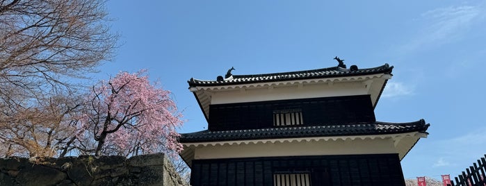 東虎口櫓門 is one of 城.
