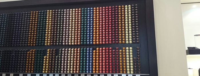 Nespresso Boutique is one of Madrid: Tiendas, Mercados y Centros Comerciales.