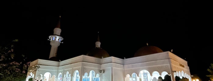 Masjid Aishah is one of Masjid & Surau,MY #6.