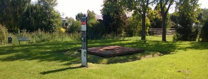 Romijnse weg en wachttoren is one of Leidsche Rijn.