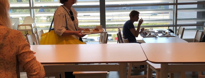 IKEA Bistro is one of Aapoさんのお気に入りスポット.