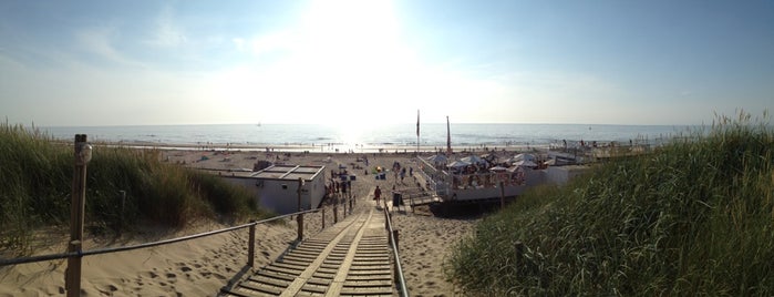 Strand Bergen aan Zee is one of Odetteさんのお気に入りスポット.