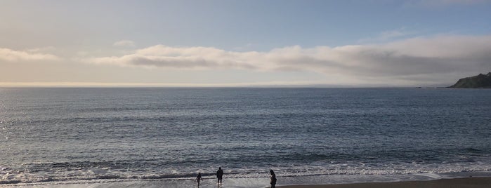 Niebla - Sector Playa Grande is one of Lugares que debe conocer.