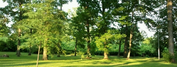 Meininger Park is one of Lugares favoritos de Marnie.