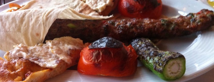Günaydın Steakhouse is one of Posti che sono piaciuti a BetulB..