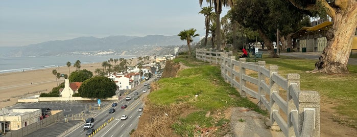 Santa Monica Bluffs is one of LA.