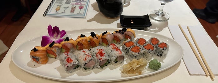 Azuki Sushi is one of Lunch spots.