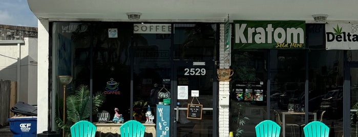 Paradise Chic Boutique & Coffee Bar is one of Florida.