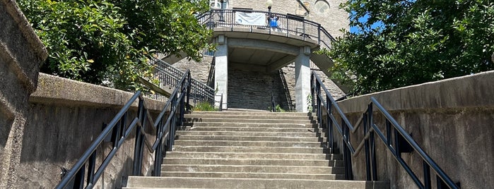 Guido Street Steps is one of Cin City.