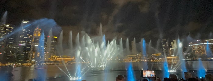 Spectra (Light & Water Show) is one of Singapore Stint.