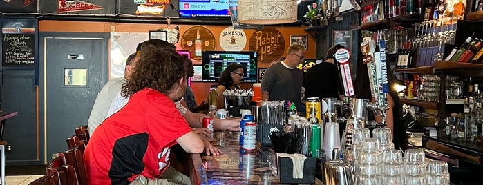 In Between Tavern is one of Must-visit Bars in Cincinnati.
