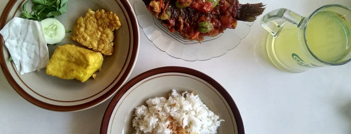 Nasi Uduk Empat Mata is one of Favorite Food.