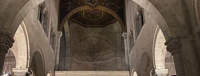 Basilica di San Nicola is one of Posti visitati.