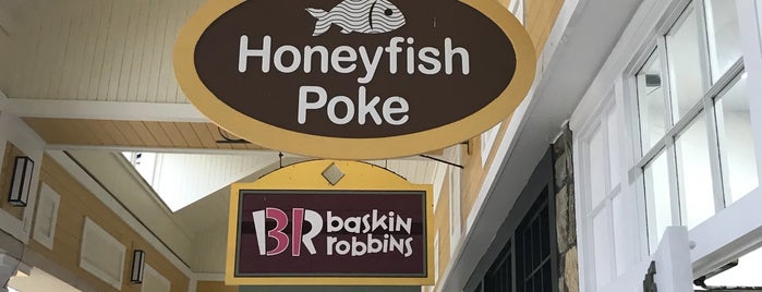 Honeyfish Poke is one of สถานที่ที่ Montaign ถูกใจ.