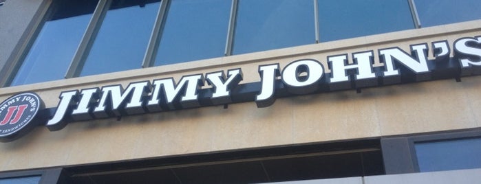 Jimmy John's is one of Orte, die Levi gefallen.