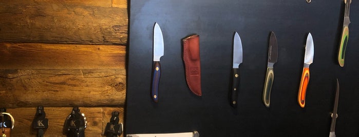 New West Knives is one of Orte, die Michael gefallen.